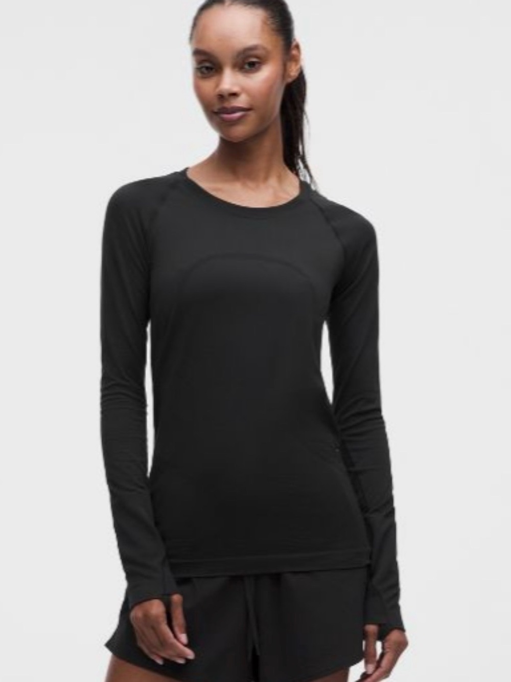 Lululemon Women's Swiftly Tech Long Sleeve 2.0 Size 10 Black Hip Length Top